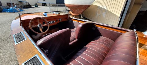 1928 TRIPLE COCKPIT 28' RUNABOUT - Image 4