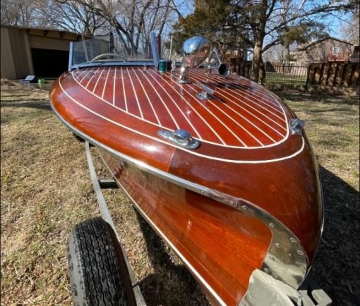 1941 CHRIS-CRAFT 19' CUSTOM - 'BARRELBACK' - Image 2