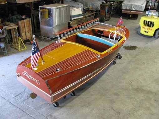 1957 CHRIS-CRAFT 17' CUSTOM RUNABOUT - Image 2