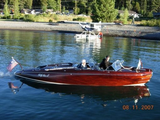 1936 23' Barnes Torpedo Stern Runabout - Image 2