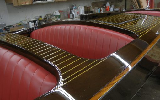 1947 22' TRIPLE COCKPIT W.J JOHNSON RUNABOUT - Image 8