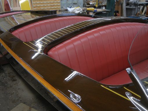 1947 22' TRIPLE COCKPIT W.J JOHNSON RUNABOUT - Image 13