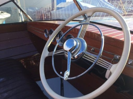 1941 CHRIS-CRAFT - 22' Deluxe Utility - Image 7