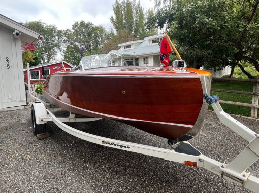 1951 CHRIS-CRAFT 18' RIVIERA