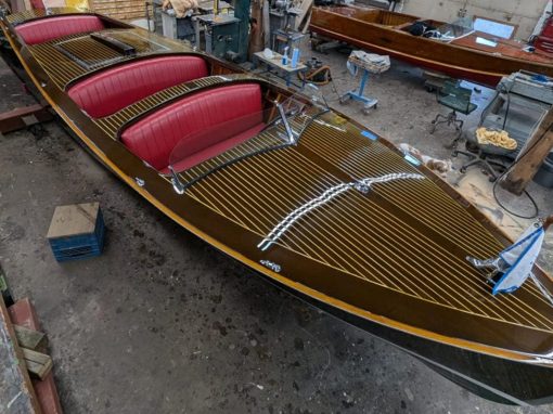 1947 22' TRIPLE COCKPIT W.J JOHNSON RUNABOUT