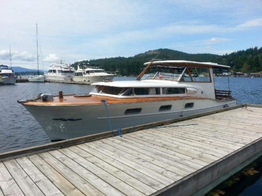 1957 CHRIS-CRAFT 33' FUTURA HARDTOP EXPRESS CRUISER - Image 17